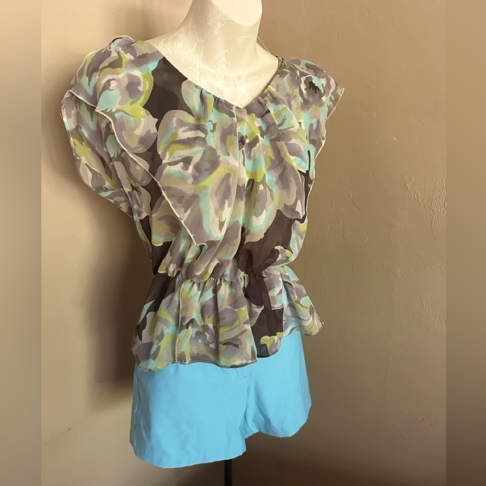 Loft ruffled top - Picture 3 of 6